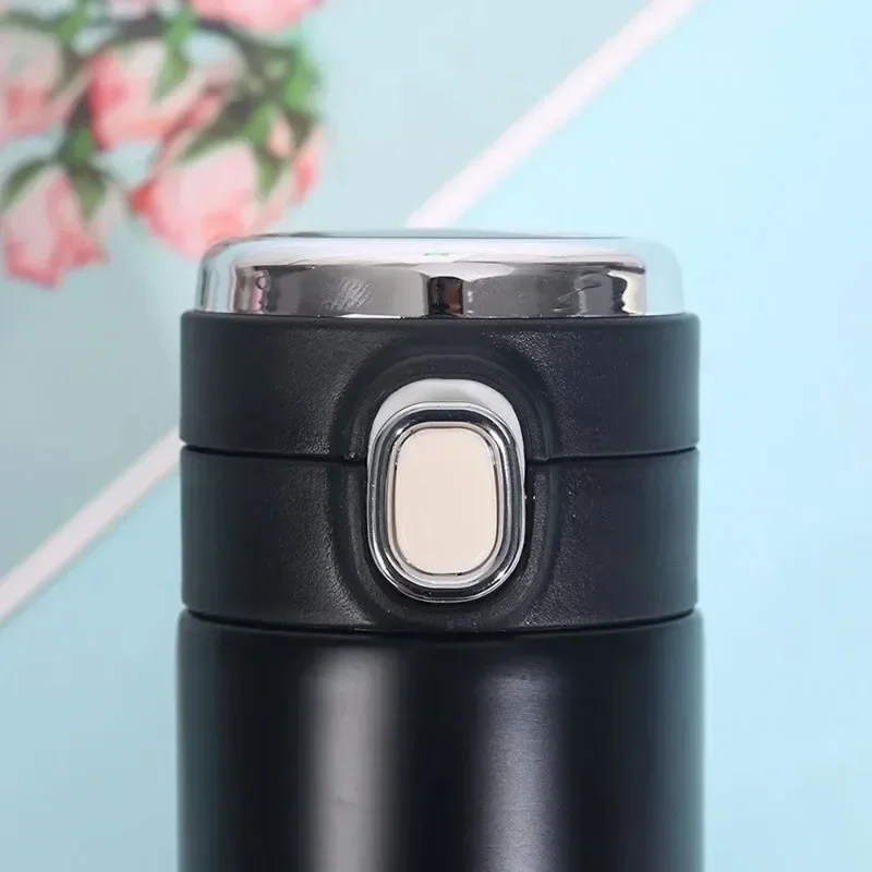 Bouteille d'eau thermos intell - Smart Water Bottle Tracker avis et prix
